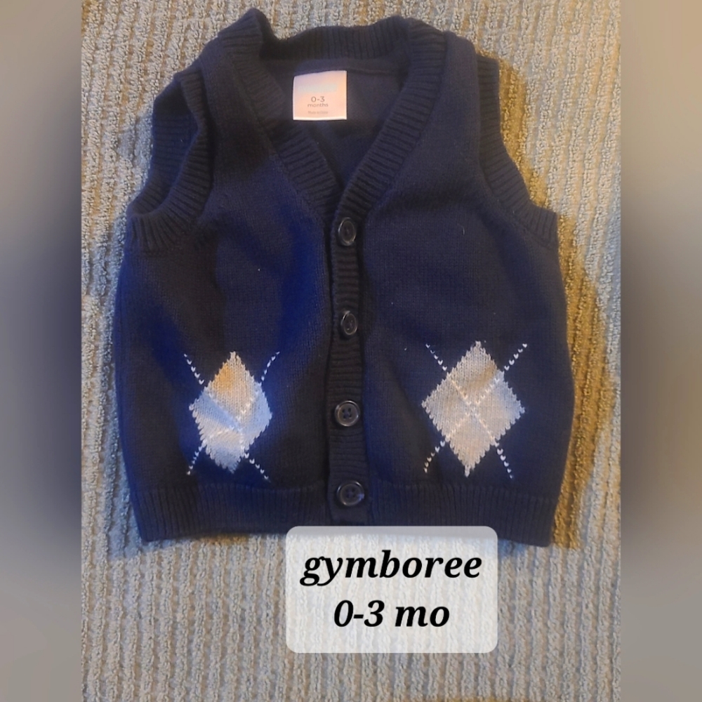 Sweater vest